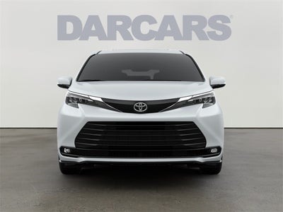 2026 Toyota Sienna XLE 7 Passenger