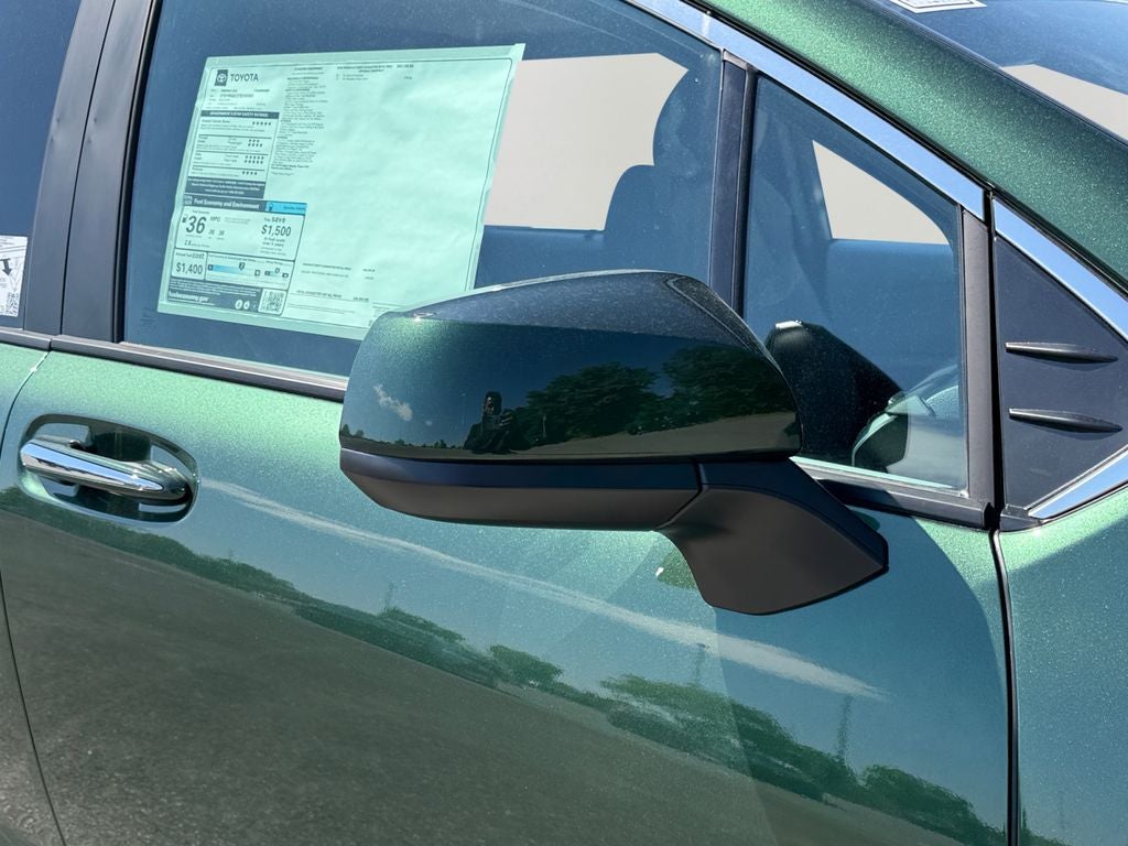2026 Toyota Sienna XLE 7 Passenger