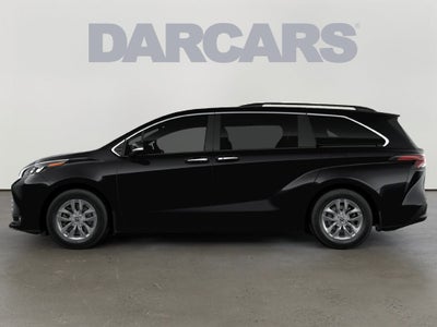 2026 Toyota Sienna XLE 8 Passenger