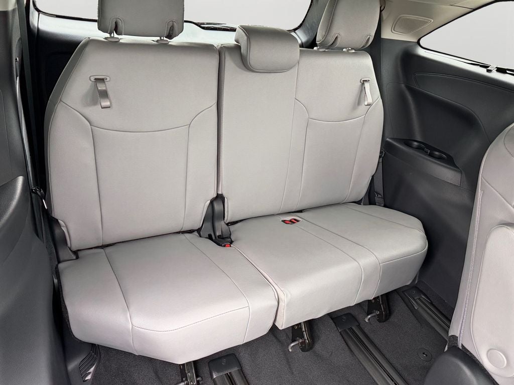 2026 Toyota Sienna XLE 7 Passenger