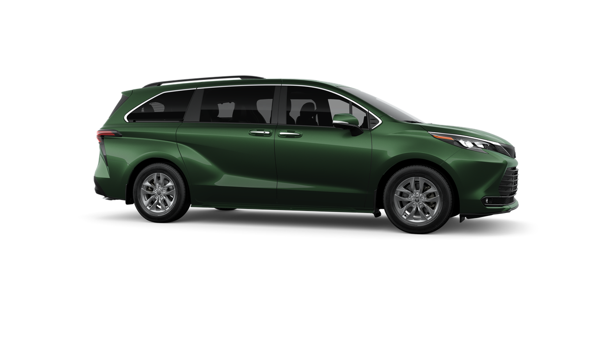 2026 Toyota Sienna XLE 7 Passenger