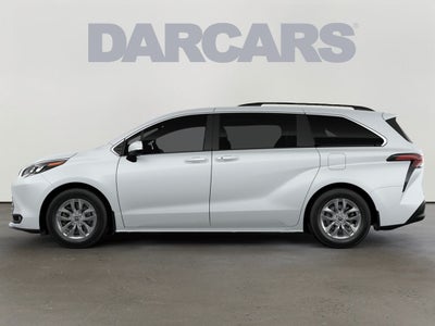 2026 Toyota Sienna XLE 8 Passenger