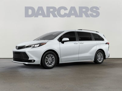 2026 Toyota Sienna XLE 8 Passenger