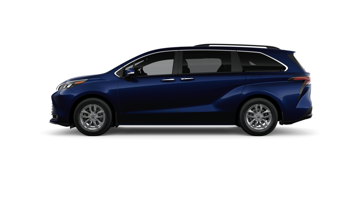 2026 Toyota Sienna XLE 8 Passenger