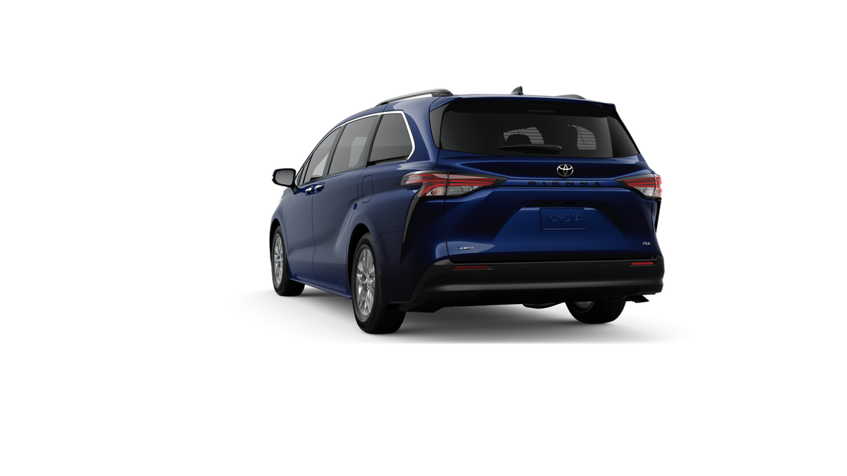 2026 Toyota Sienna XLE 8 Passenger