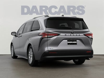 2026 Toyota Sienna XLE 8 Passenger
