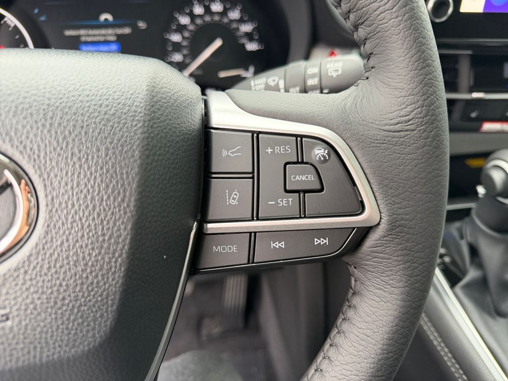 2026 Toyota Sienna XLE 7 Passenger