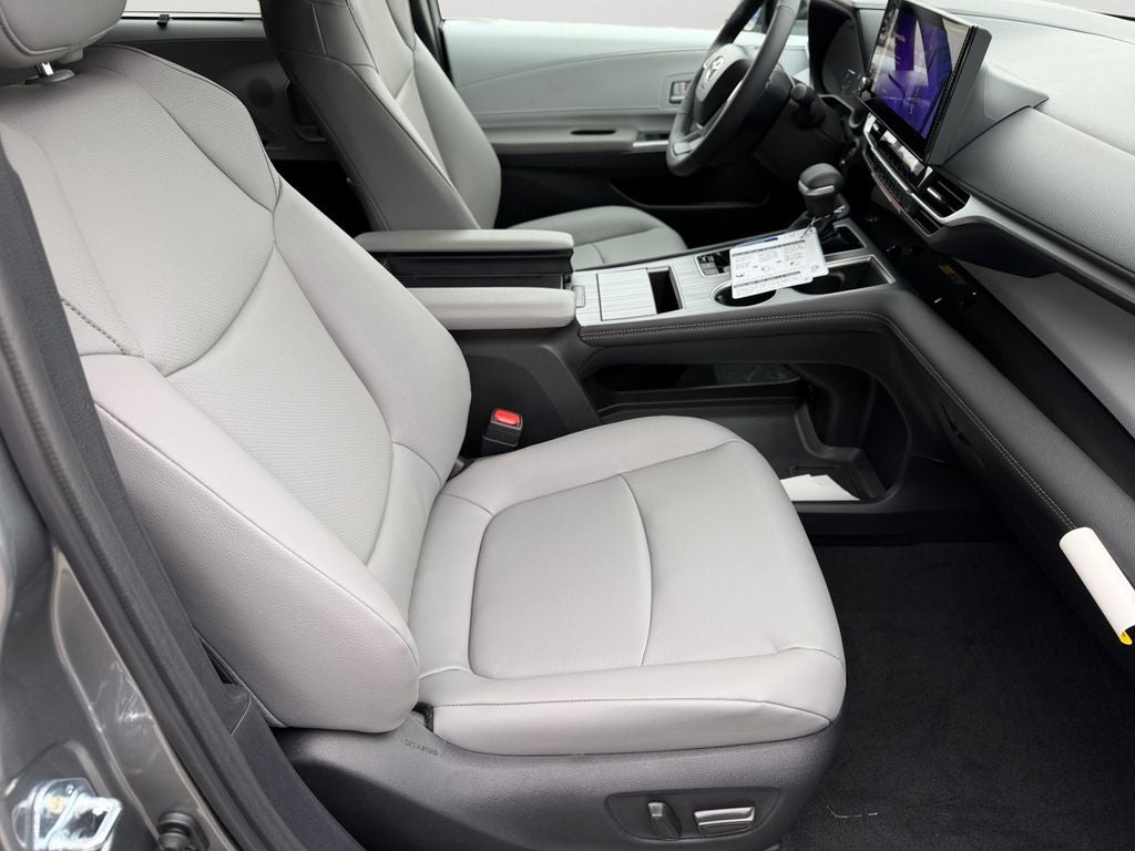 2026 Toyota Sienna XLE 7 Passenger