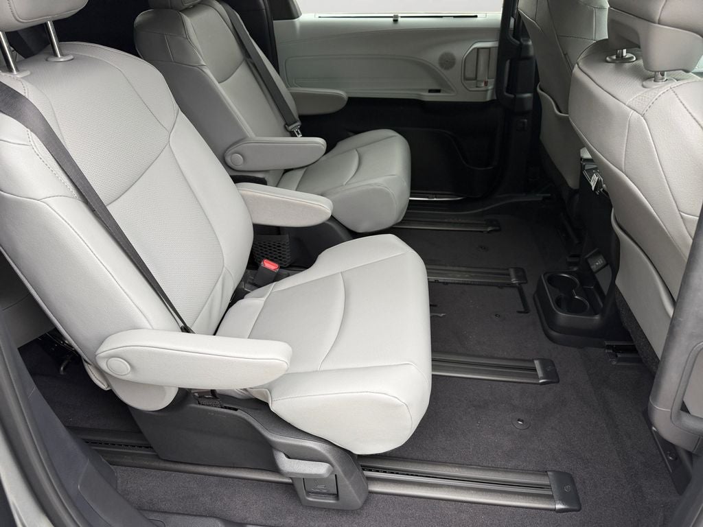 2026 Toyota Sienna XLE 7 Passenger