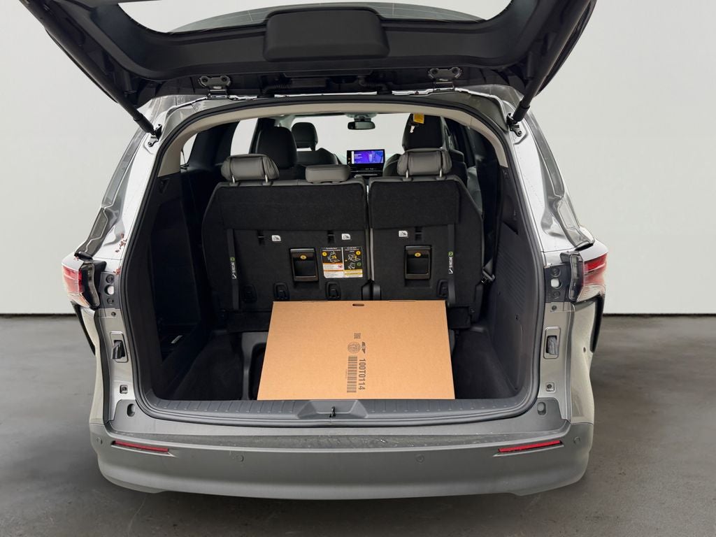 2026 Toyota Sienna XLE 7 Passenger