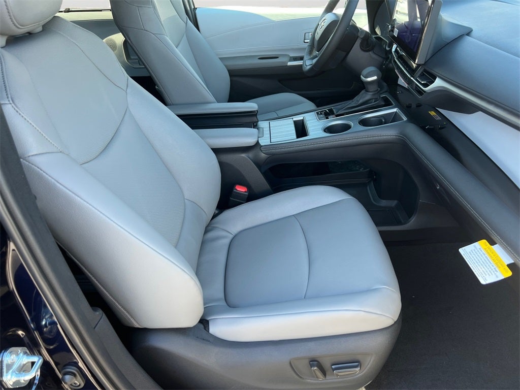 2026 Toyota Sienna XLE 7 Passenger