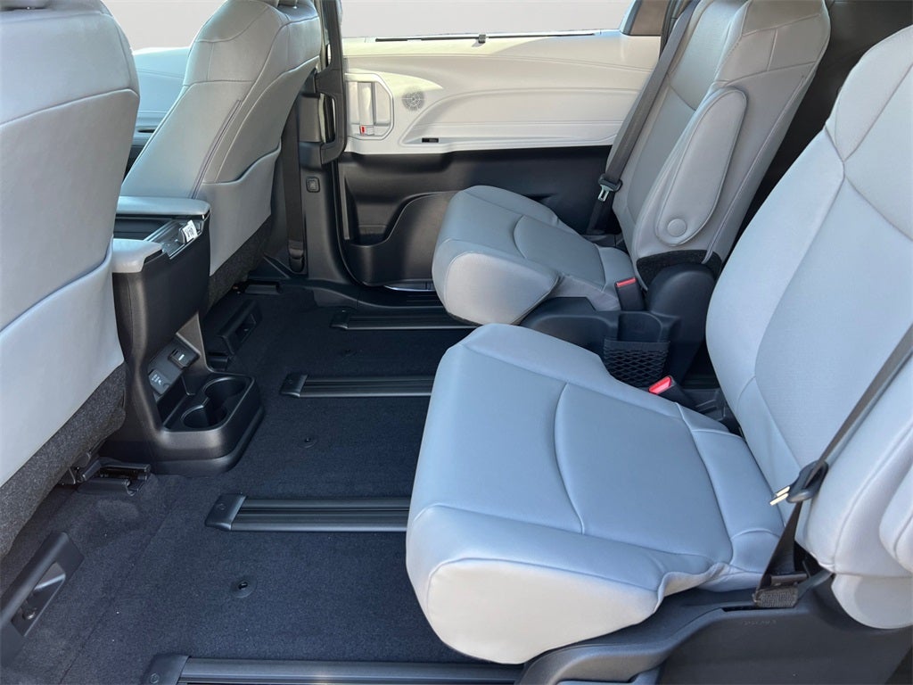 2026 Toyota Sienna XLE 7 Passenger