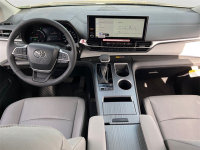 2025 Toyota Sienna XLE 7 Passenger