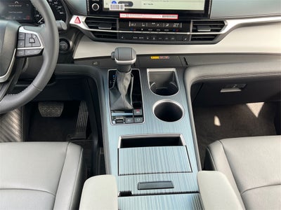 2025 Toyota Sienna XLE 7 Passenger