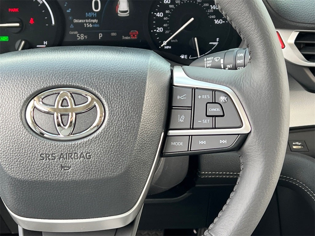 2025 Toyota Sienna XLE 7 Passenger
