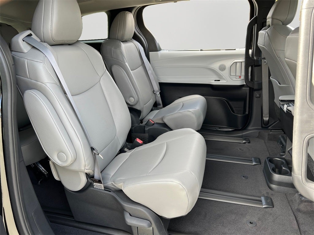 2025 Toyota Sienna XLE 7 Passenger