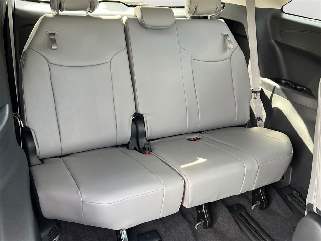 2025 Toyota Sienna XLE 7 Passenger