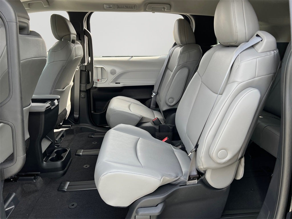 2025 Toyota Sienna XLE 7 Passenger