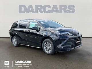 2025 Toyota Sienna XLE 7 Passenger