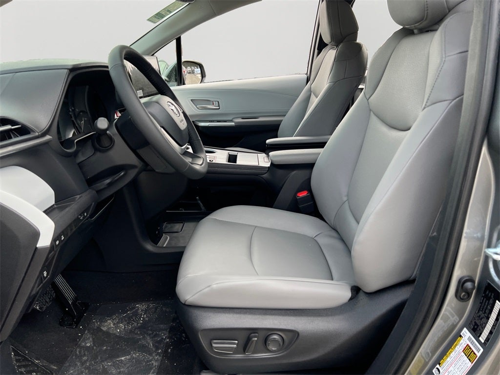 2026 Toyota Sienna XLE 7 Passenger