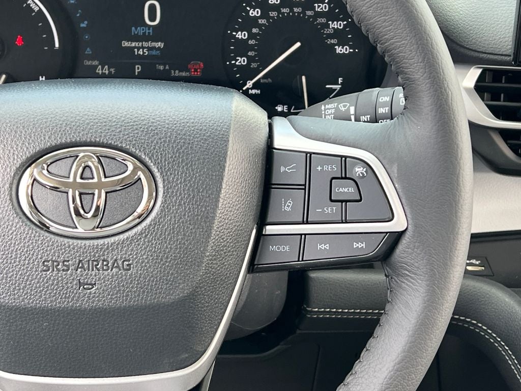 2026 Toyota Sienna XLE 7 Passenger