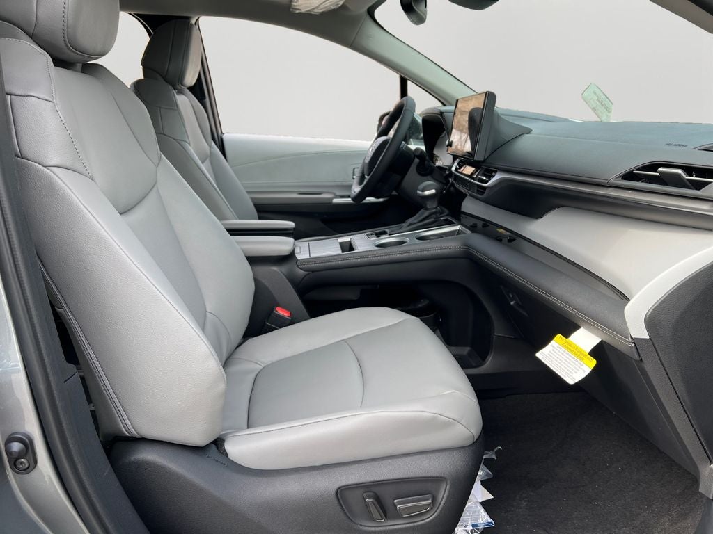 2026 Toyota Sienna XLE 7 Passenger