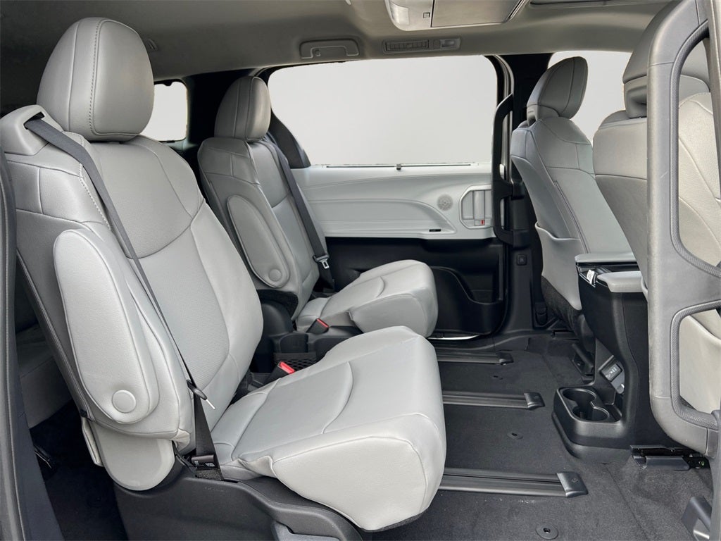 2026 Toyota Sienna XLE 7 Passenger