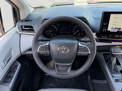 2026 Toyota Sienna XLE 7 Passenger