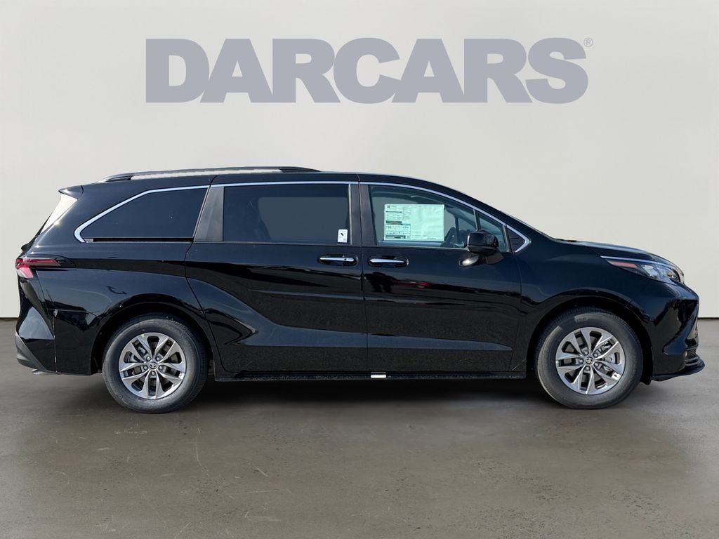 2026 Toyota Sienna XLE 7 Passenger