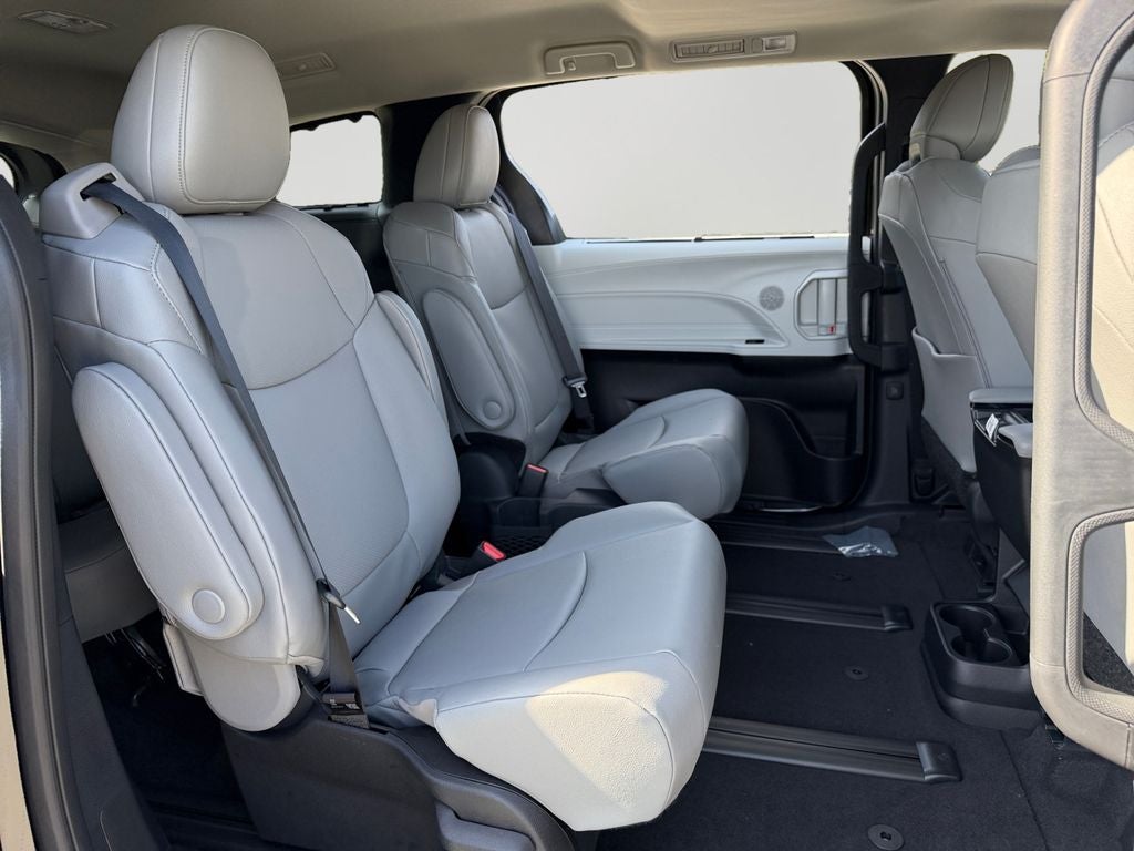 2026 Toyota Sienna XLE 7 Passenger