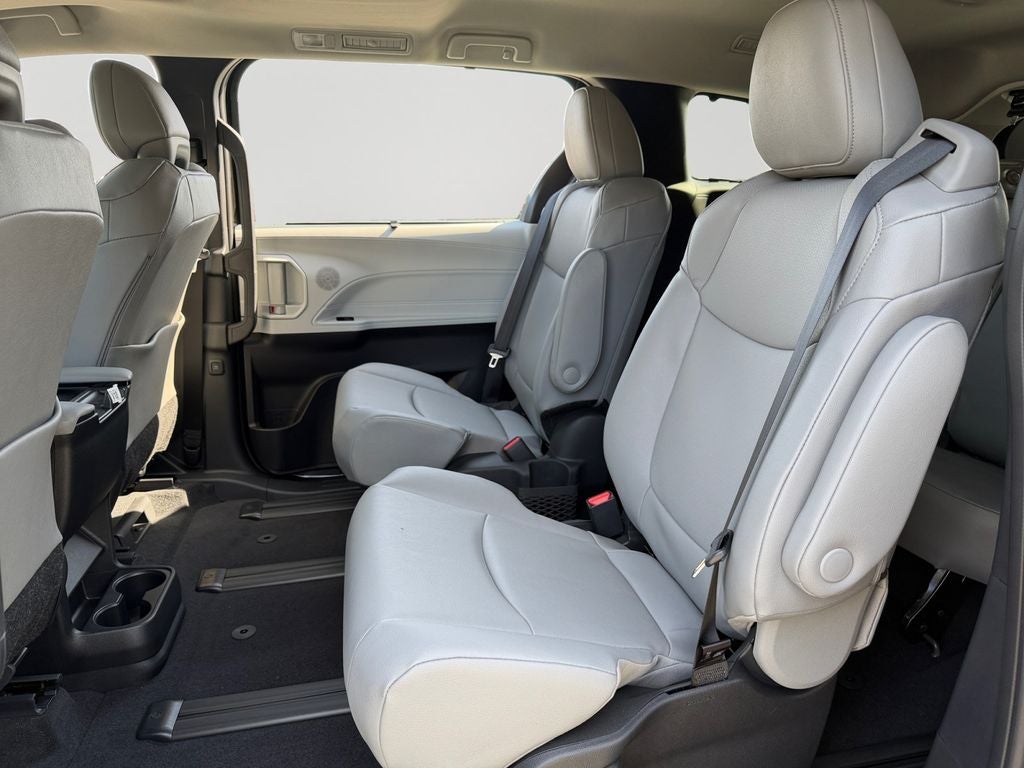 2026 Toyota Sienna XLE 7 Passenger