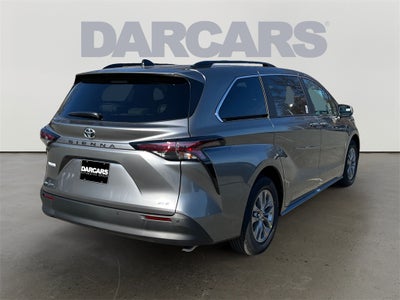 2026 Toyota Sienna XLE 7 Passenger