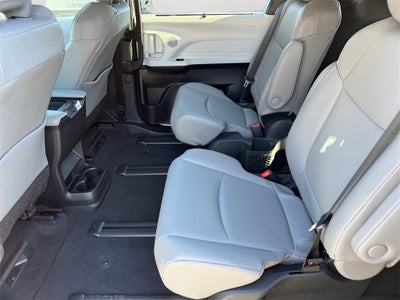 2026 Toyota Sienna XLE 7 Passenger