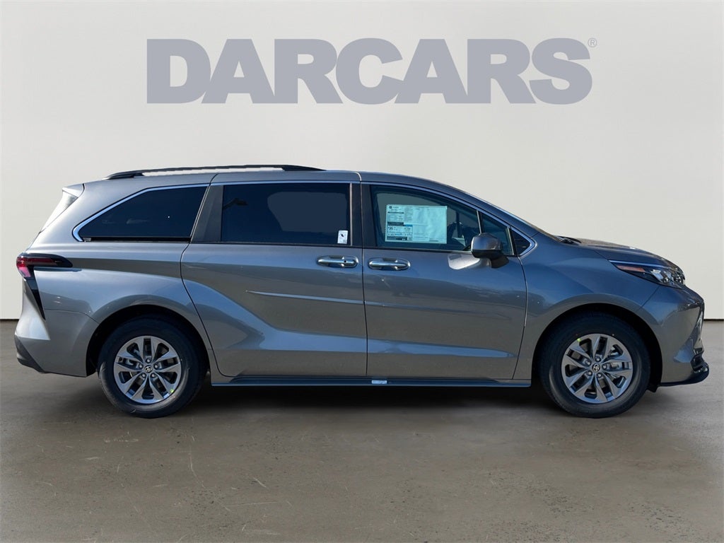 2026 Toyota Sienna XLE 7 Passenger