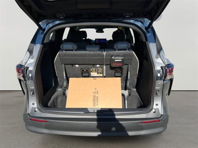 2026 Toyota Sienna XLE 7 Passenger