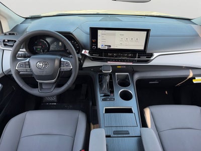 2026 Toyota Sienna XLE 7 Passenger