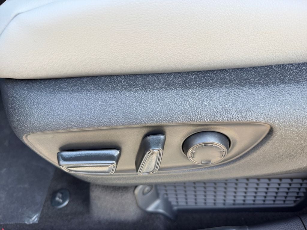 2026 Toyota Sienna XLE 7 Passenger