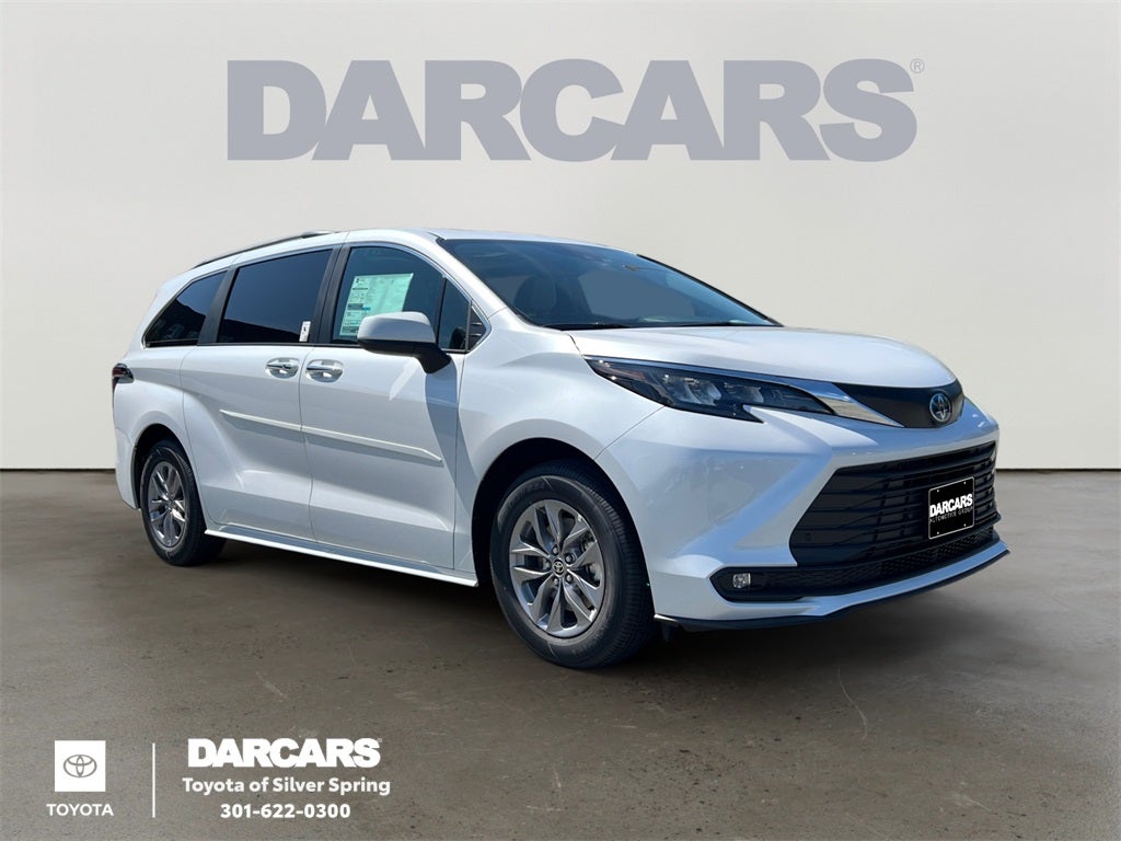 2025 Toyota Sienna XLE 7 Passenger