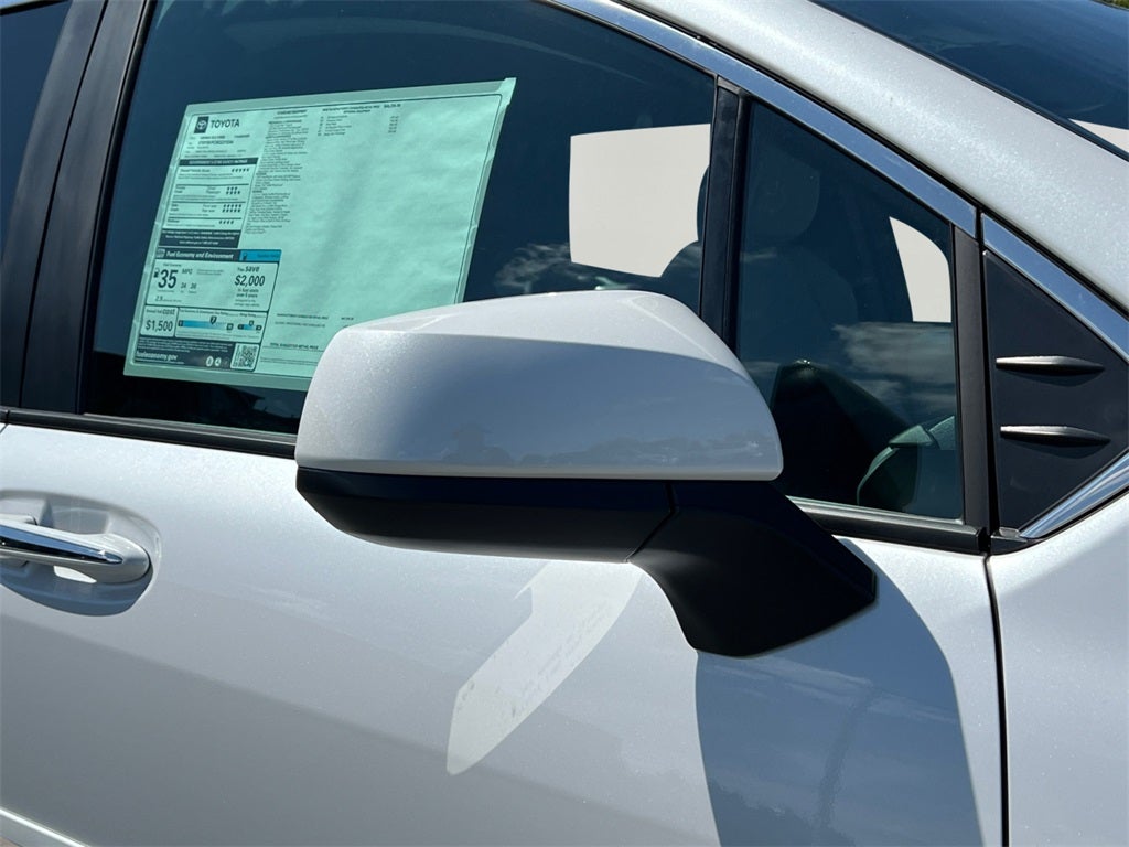 2025 Toyota Sienna XLE 7 Passenger