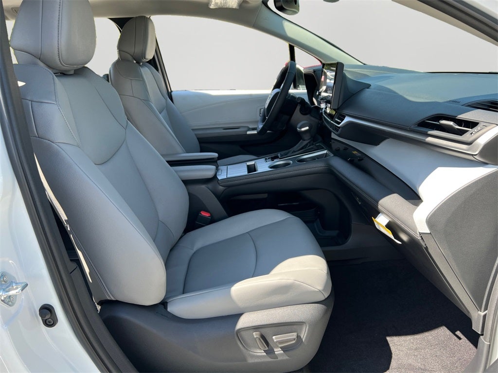 2025 Toyota Sienna XLE 7 Passenger