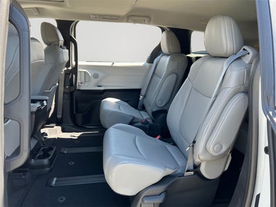 2025 Toyota Sienna XLE 7 Passenger