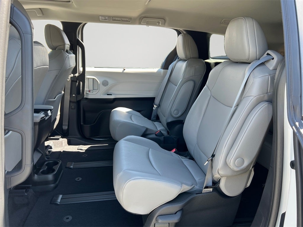 2025 Toyota Sienna XLE 7 Passenger