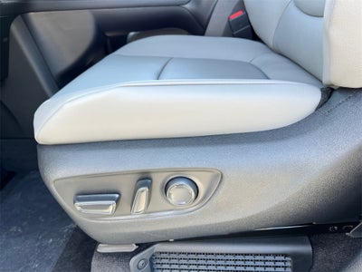 2025 Toyota Sienna XLE 7 Passenger