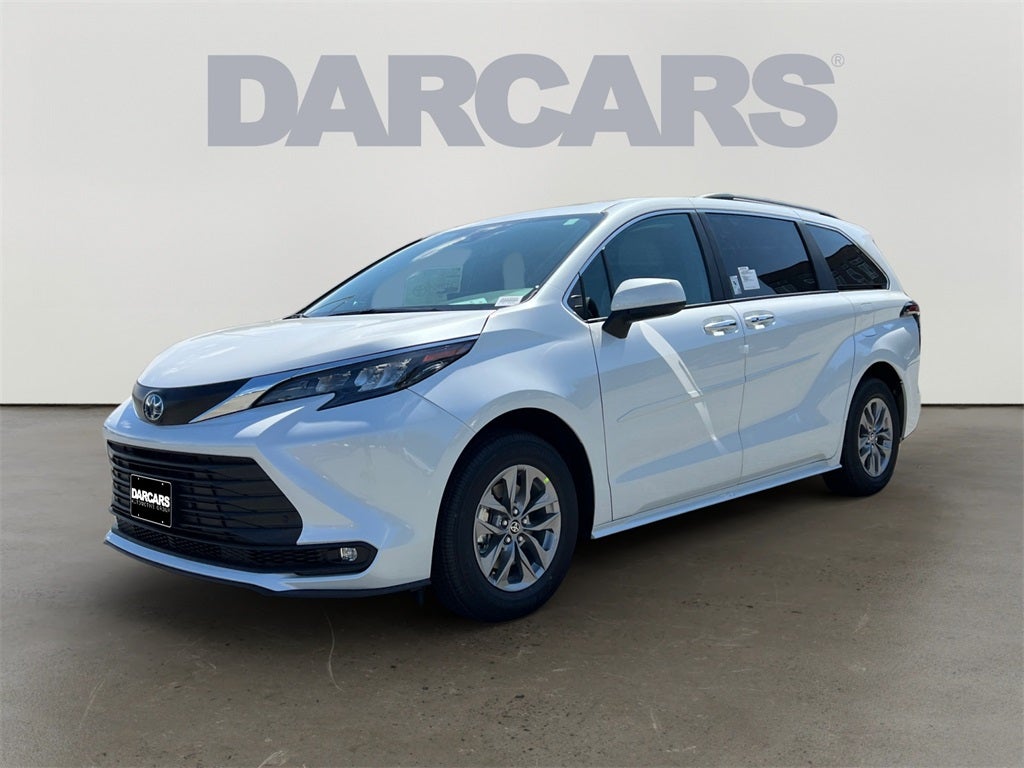 2025 Toyota Sienna XLE 7 Passenger