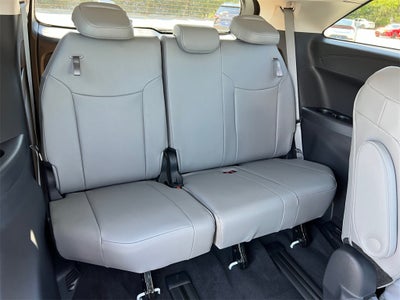 2025 Toyota Sienna XLE 7 Passenger