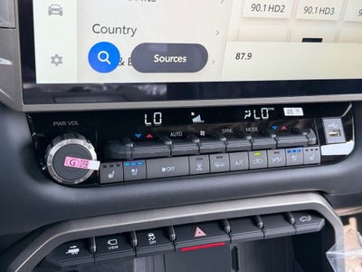 2026 Toyota Tundra Hybrid Platinum