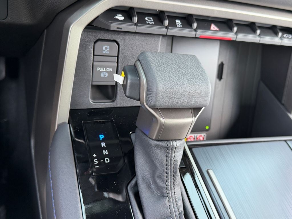 2026 Toyota Tundra Hybrid Platinum