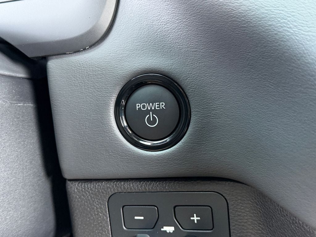 2026 Toyota Tundra Hybrid Platinum