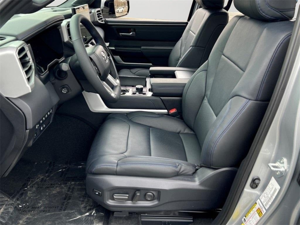 2025 Toyota Tundra Hybrid Platinum