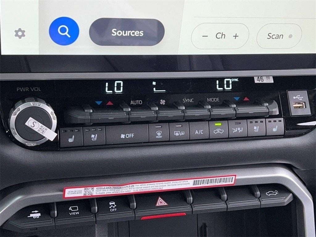 2025 Toyota Tundra Hybrid Platinum